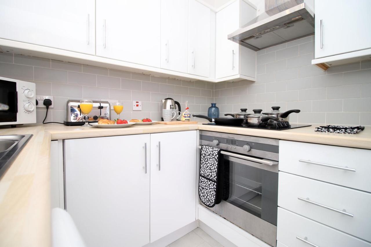 St Thomas Loft Views By Ssw - 2Br, Parking, Sleeps 4, Easy Access To City Centre, Marina, Beach And M4 Swansea Exteriör bild