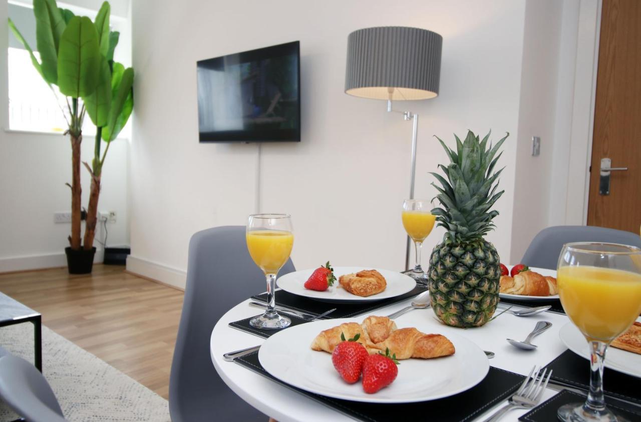 St Thomas Loft Views By Ssw - 2Br, Parking, Sleeps 4, Easy Access To City Centre, Marina, Beach And M4 Swansea Exteriör bild